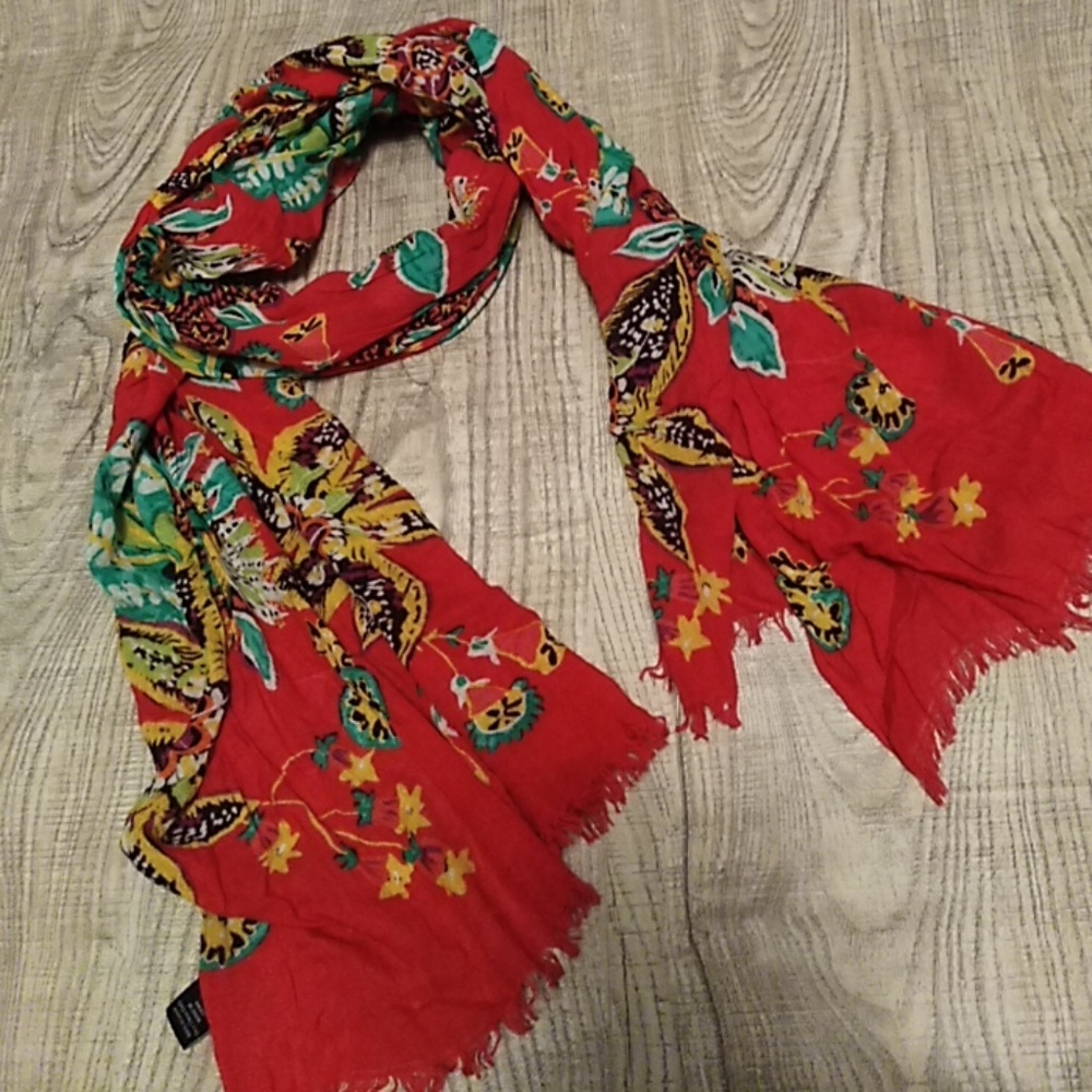 Vera Bradley Soft Fringe scarf Rumba